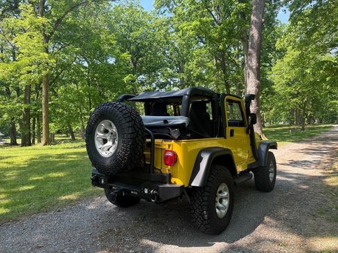 Used 2003 Jeep Wrangler X AWD/4WD image 11