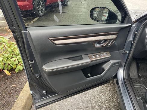 Used 2025 Honda CR-V Sport Touring image 10