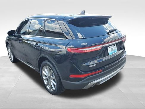 Used 2022 Lincoln Corsair AWD w/ Premium Package image 6