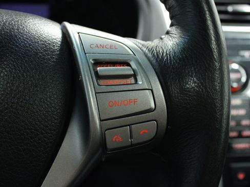 Used 2015 Nissan Altima 2.5 SL w/ Technology Package FWD image 20