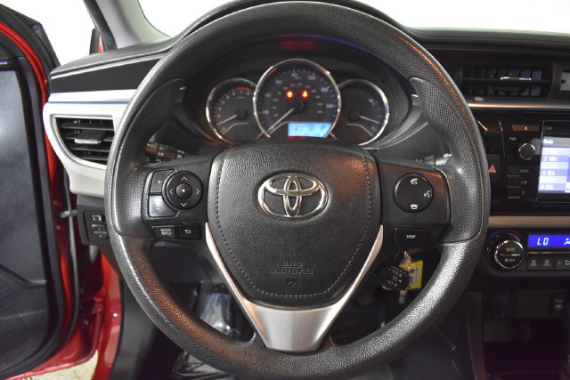 Used 2014 Toyota Corolla LE FWD image 13