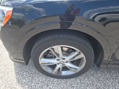 Used 2020 Audi Q3 2.0T Premium AWD/4WD image 6