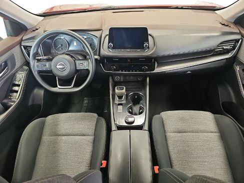 Used 2022 Nissan Rogue SV AWD/4WD image 9