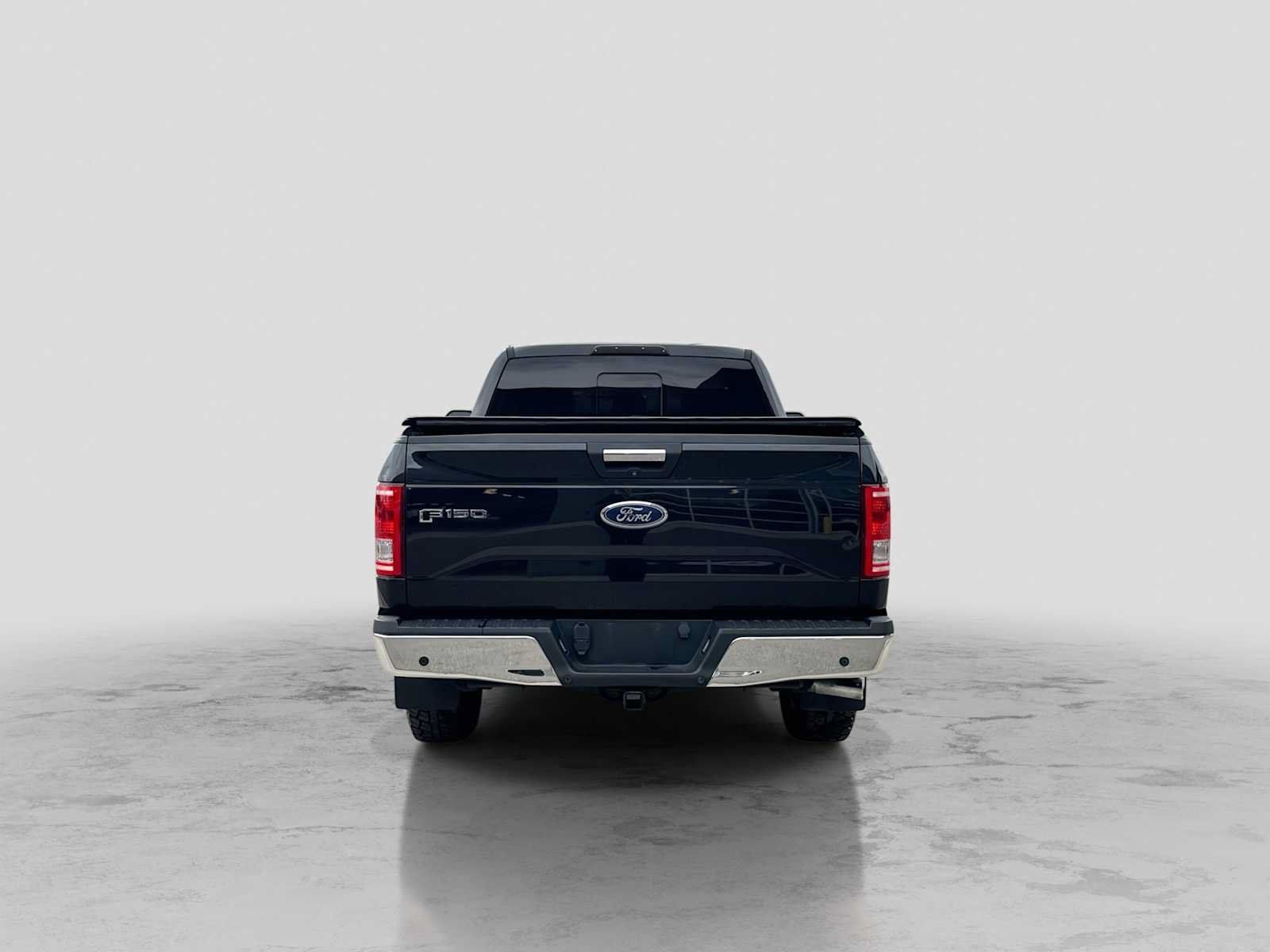 Used 2015 Ford F150 XLT w/ Equipment Group 302A Luxury AWD/4WD image 5