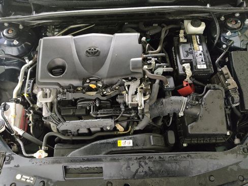 Used 2020 Toyota Camry SE w/ Convenience Package image 30