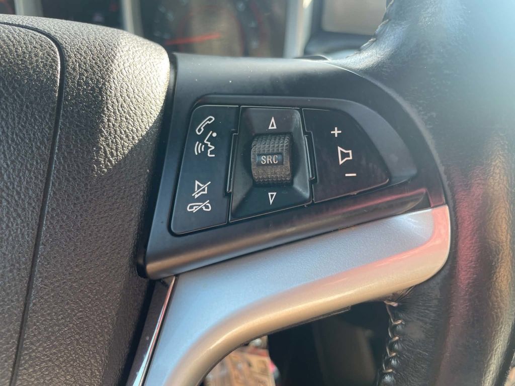 Used 2015 Chevrolet Camaro SS RWD image 13