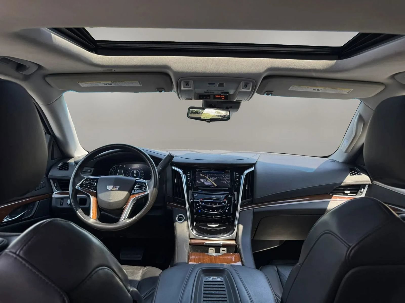 Used 2020 Cadillac Escalade ESV Luxury RWD image 40