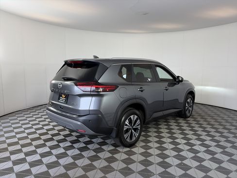 Used 2023 Nissan Rogue SV w/ SV Premium B Package AWD/4WD image 10