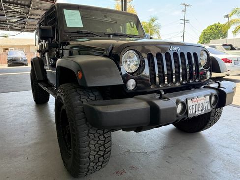 Used 2016 Jeep Wrangler Unlimited Sport AWD/4WD image 9