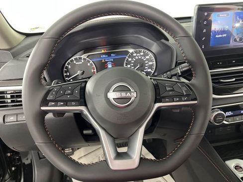 New 2025 Nissan Altima 2.5 SR w/ SR Premium Package image 20