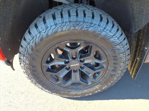 Used 2020 Chevrolet Silverado 1500 RST w/ All-Star Edition image 21