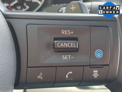 Used 2024 Nissan Rogue SV image 14