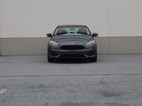 Used 2015 Ford Focus SE image 8