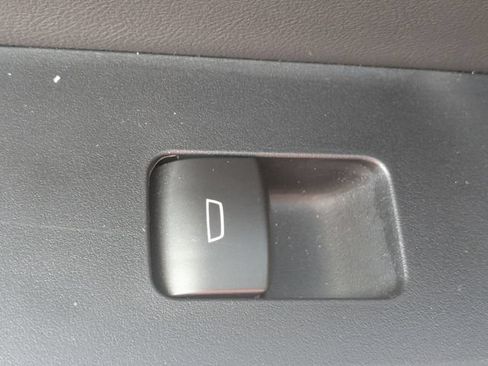 Used 2026 GMC Terrain Elevation w/ Elevation Premium Package FWD image 25