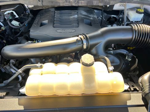 Used 2022 Ford F150 XLT w/ Trailer Tow Package image 21