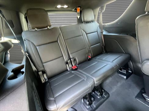 Used 2022 Chevrolet Tahoe LT AWD/4WD image 17