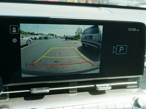 Used 2025 Hyundai Kona SEL image 17