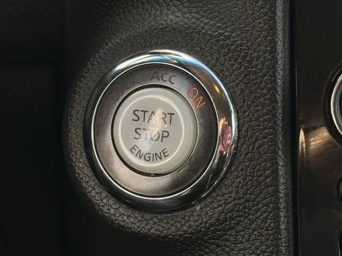 Used 2017 INFINITI QX70 AWD image 26