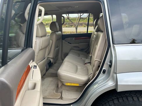 Used 2005 Lexus GX 470 image 29