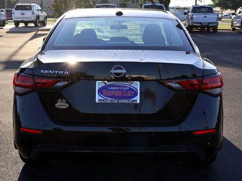 Used 2025 Nissan Sentra SV FWD image 12