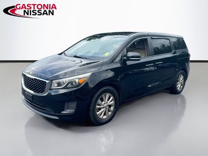 Used 2017 Kia Sedona LX