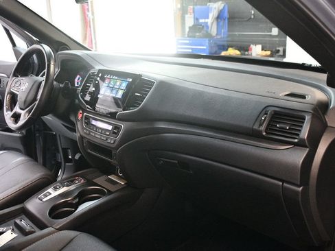 Used 2022 Honda Pilot TrailSport image 27