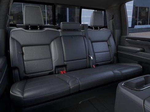 New 2026 GMC Sierra 2500 AT4X w/ LPO, Black Badging Package AWD/4WD image 17
