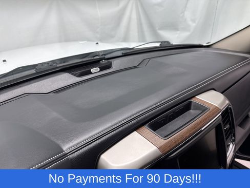 Used 2017 RAM 1500 Laramie w/ Convenience Group image 22