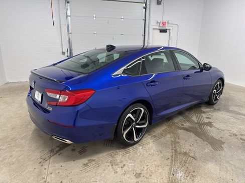 Used 2022 Honda Accord Sport image 5