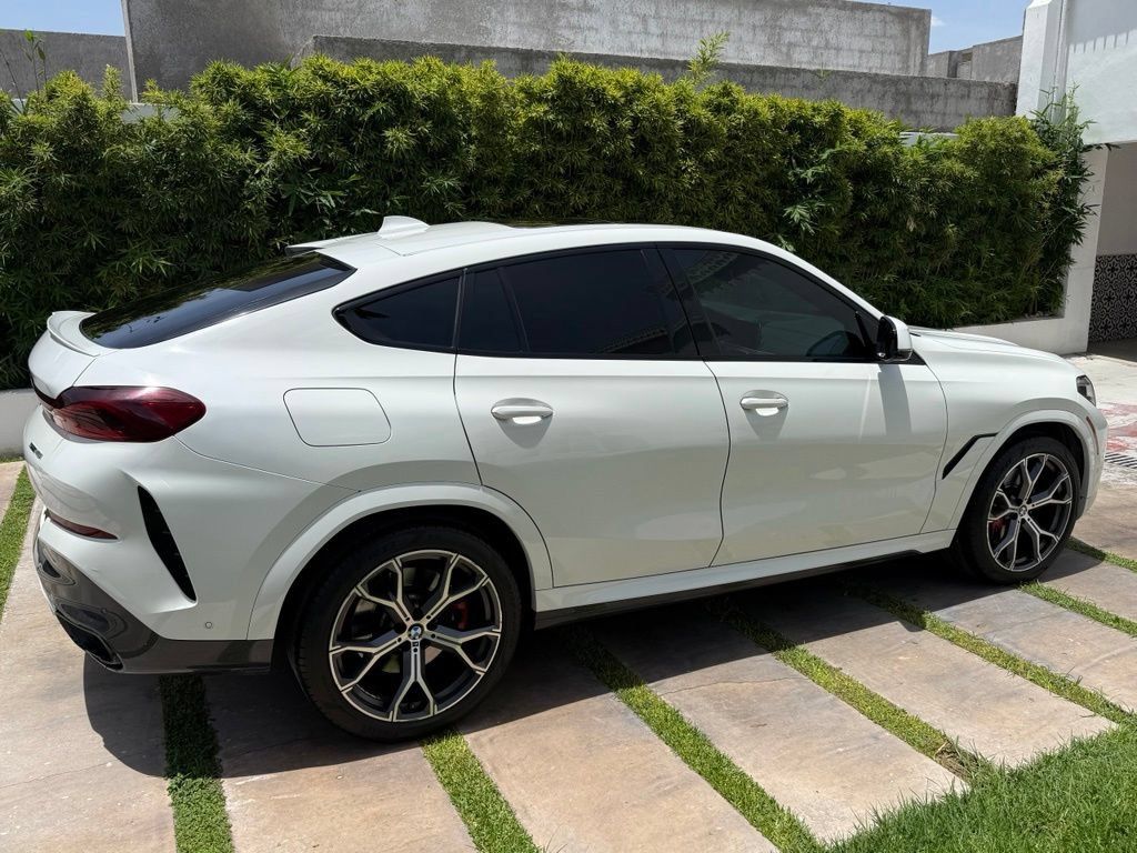 Used 2021 BMW X6 sDrive40i w/ M Sport Package RWD image 4