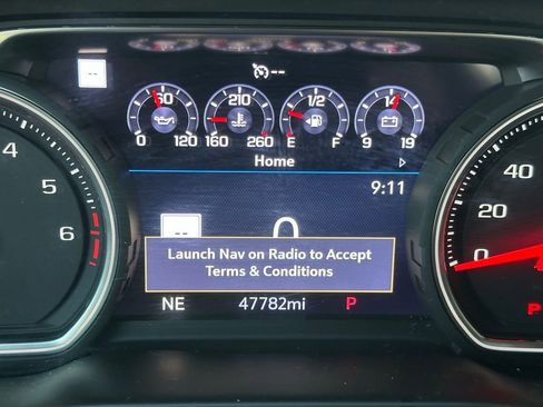 Used 2019 Chevrolet Silverado 1500 High Country w/ Technology Package image 23