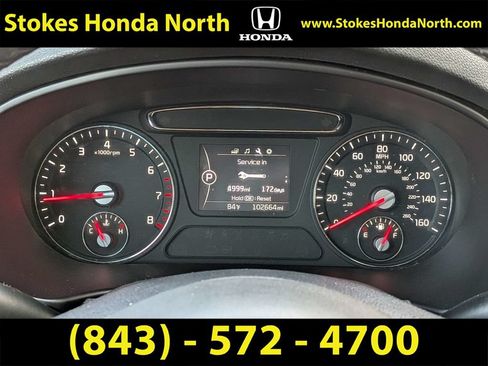 Used 2018 Kia Sorento FWD image 8