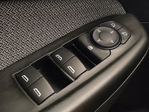 Used 2022 Chevrolet TrailBlazer LS FWD image 27