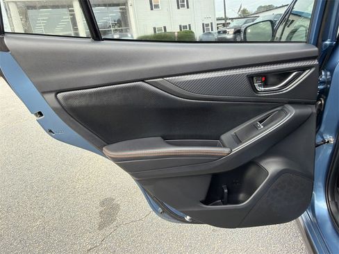 Used 2023 Subaru Crosstrek 2.5i Limited w/ Popular Package #3 image 21