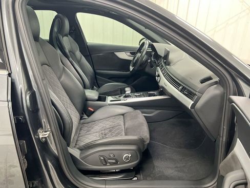 Used 2019 Audi S4 Premium w/ Convenience Package AWD/4WD image 22