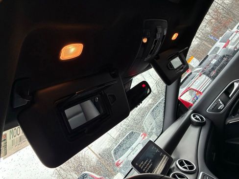 Used 2018 Mercedes-Benz CLA 250 4MATIC image 41