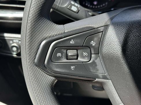 Used 2023 Chevrolet TrailBlazer LT w/ Convenience Package AWD/4WD image 18