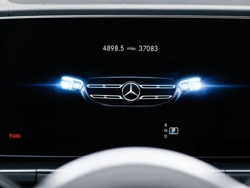 Used 2023 Mercedes-Benz GLS 450 4MATIC image 20