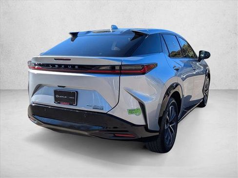 Used 2023 Lexus RZ 450e Premium image 7