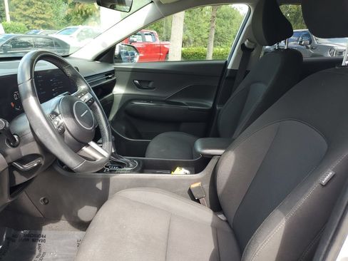 Used 2024 Hyundai Kona SEL FWD image 17