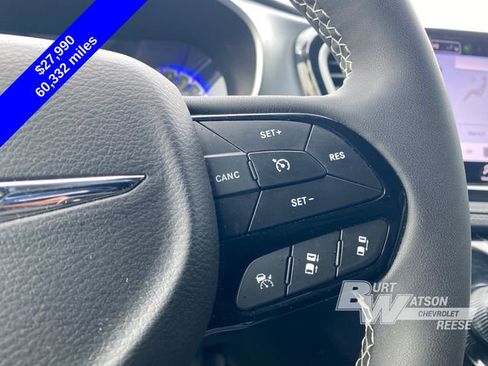 Used 2023 Chrysler Pacifica Touring-L w/ S Appearance Package image 17