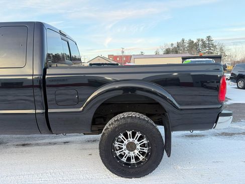 Used 2016 Ford F250 XLT w/ XLT Value Package image 7