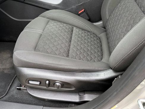 Used 2021 Chevrolet Blazer LT image 16