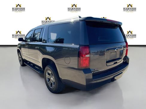Used 2017 Chevrolet Suburban LT AWD/4WD image 3