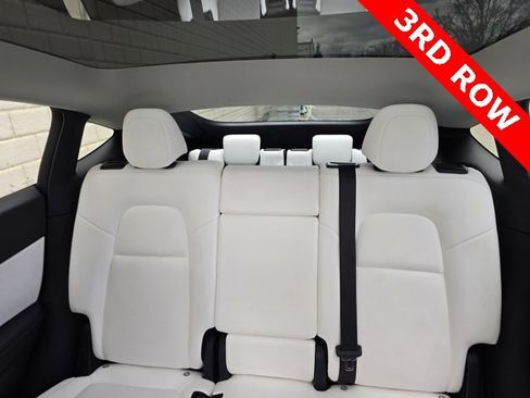 Used 2021 Tesla Model Y Long Range image 38