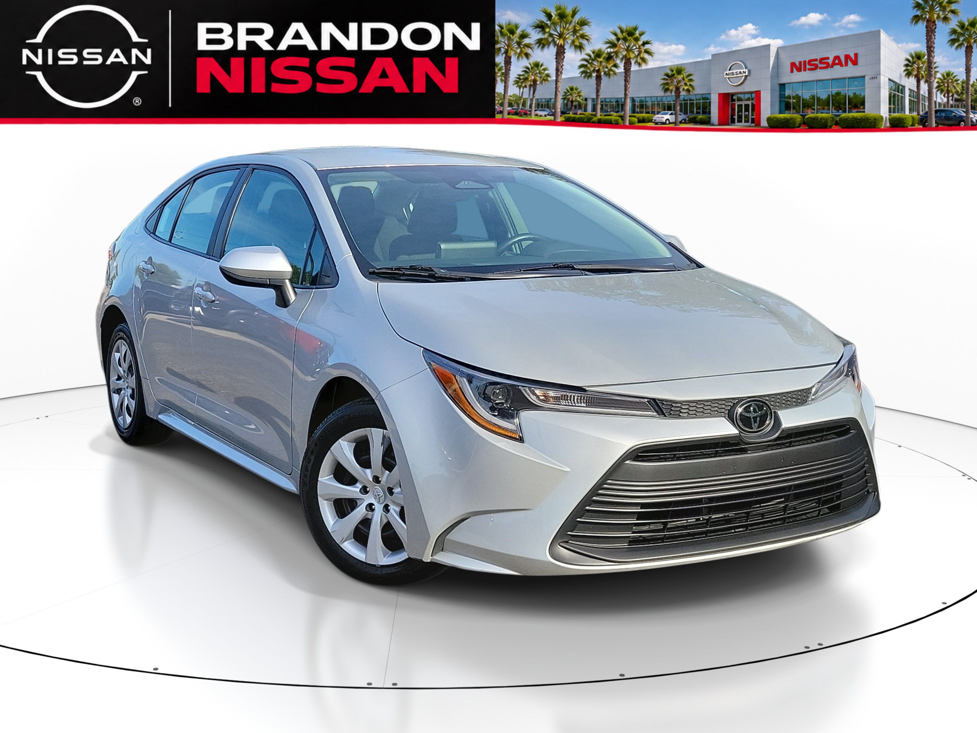 Used 2024 Toyota Corolla LE FWD image 1