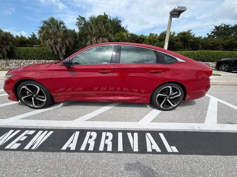 Used 2021 Honda Accord Sport image 6