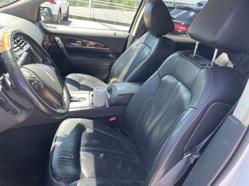 Used 2014 Lincoln MKX AWD w/ Equipment Group 102A image 8