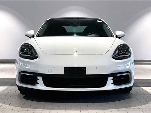 Used 2020 Porsche Panamera image 13