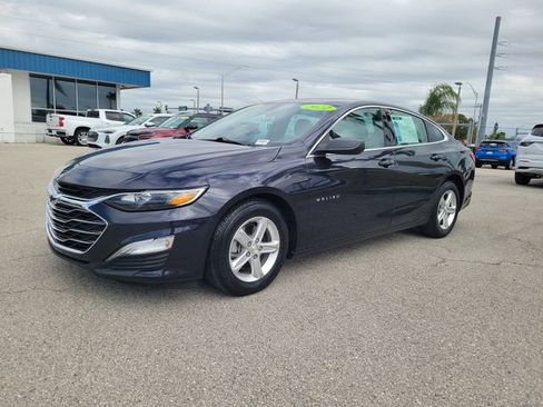 Certified 2022 Chevrolet Malibu LS image 2